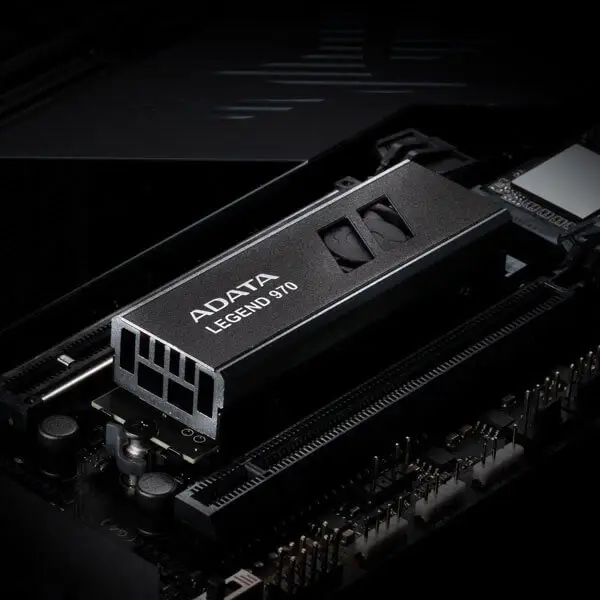 Adata-Legend-970-2000GB-M2-Gen5-NVMe-Internal-SSD-4-1.webp